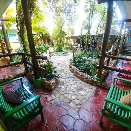 Hostal Dona Chava Pedernales Esterno foto