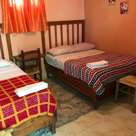 Hostal Dona Chava Pedernales Esterno foto