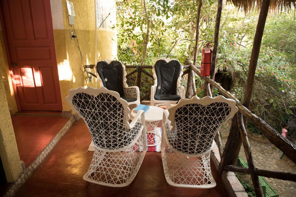 Hostal Dona Chava Pedernales Esterno foto