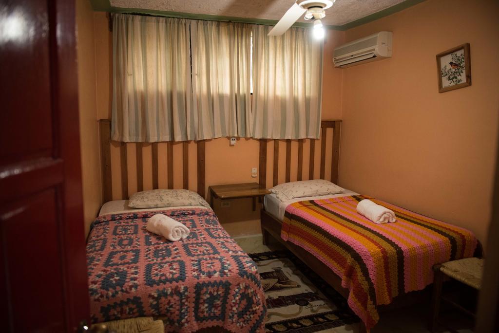 Hostal Dona Chava Pedernales Esterno foto