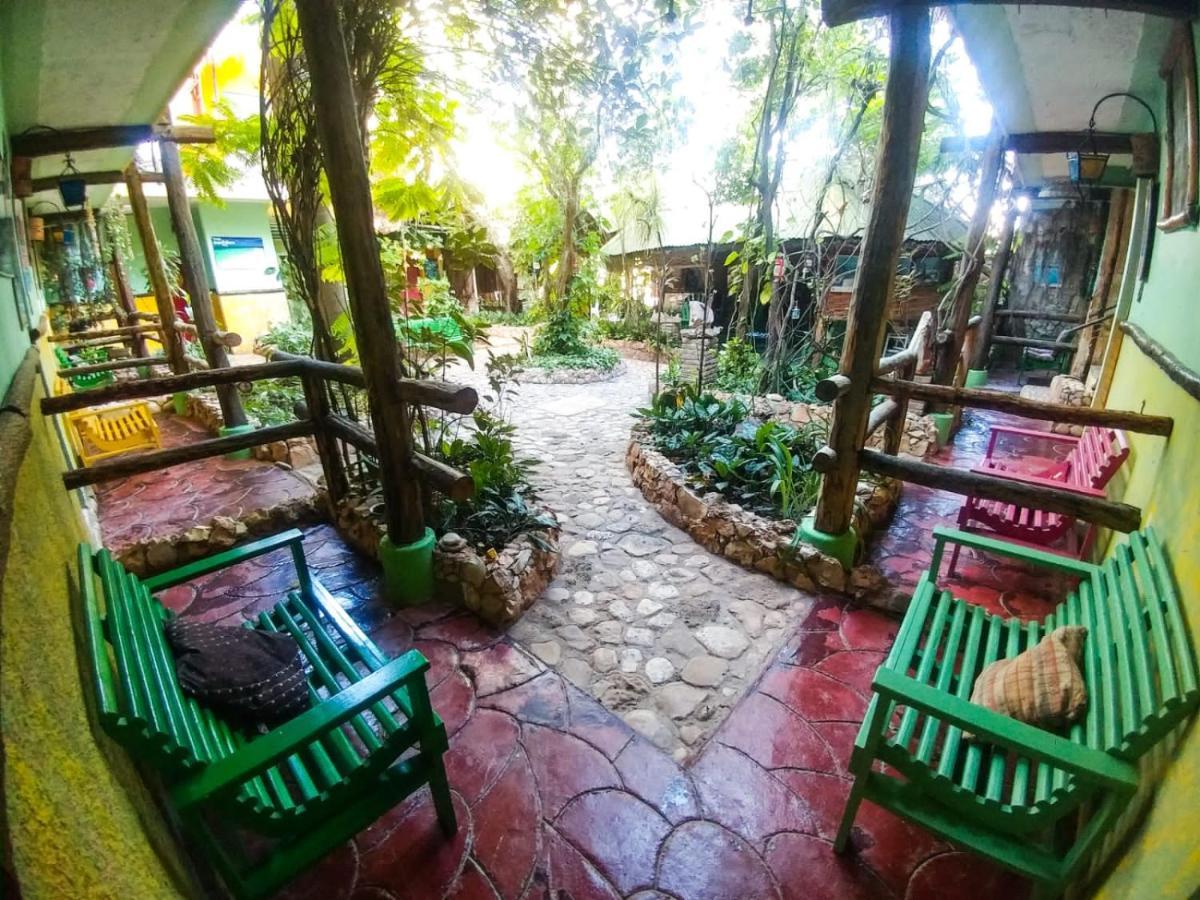 Hostal Dona Chava Pedernales Esterno foto
